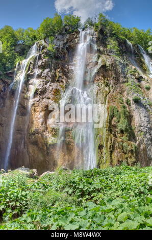 La plus grande cascade Veliki Slap sur les lacs de Plitvice Banque D'Images