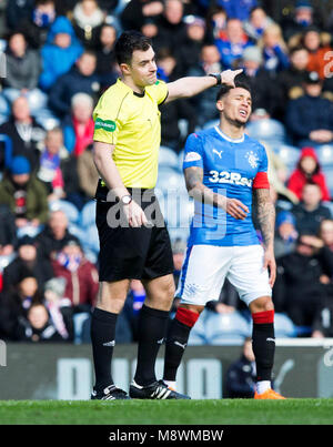 Arbitre Don Robertson lors de la Ladbrokes Scottish Premiership match à Ibrox Stadium, Glasgow. Banque D'Images