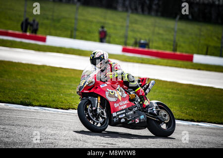 Donington Park, Royaume-Uni. Mar 20, 2018. Tests BSB aujourd'hui à Donington Park, malgré le froid les coureurs a réussi à obtenir sur la piste pour les essais avant la première réunion ici le 31 mars : meilleur crédit/Alamy Live News Banque D'Images