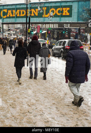 Camden Lock dans la neige. Neige neigeuse à Camden Londres Banque D'Images