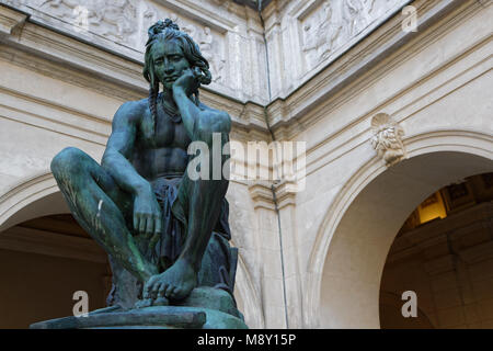 LYON, FRANCE, Mars 19, 2018 : Jardins du Musée des beaux-arts de Lyon (en français, Musée des beaux-arts de Lyon), à proximité de la place des Terreaux. Banque D'Images