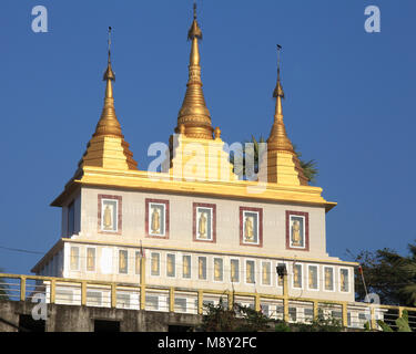 Le Myanmar, l'État Môn, Mawlamyine, monastère bouddhiste, Banque D'Images