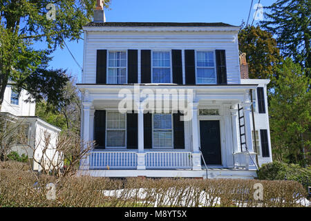 Voir l'historique de la Maison blanche à 112 Mercer Street, Princeton, New Jersey, la maison d'Albert Einstein à partir de 1935 jusqu'à sa mort en 1955 Banque D'Images