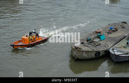 De sauvetage de la RNLI sur la Tamise. Banque D'Images