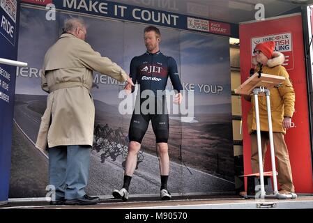 , Aintree Liverpool, Royaume-Uni. 10 mars 2018. Podium à l'Eddie's Soen Memoria la race. Banque D'Images