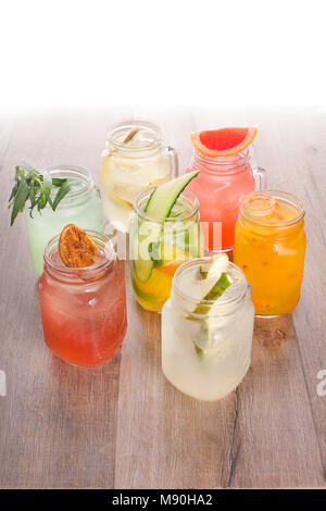 Assortiment de boissons de refroidissement Banque D'Images