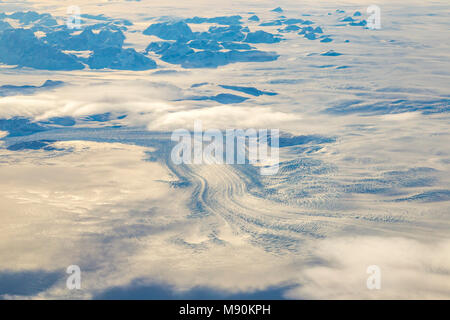Avis de Virgin Atlantic sur le chemin de l'aéroport de Gatwick, North terminal à Las Vegas en regardant par la fenêtre à partir de 35 000 pieds au Glaciar dans le sud de l'Green Banque D'Images