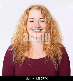 Heureuse femme rousse Banque D'Images