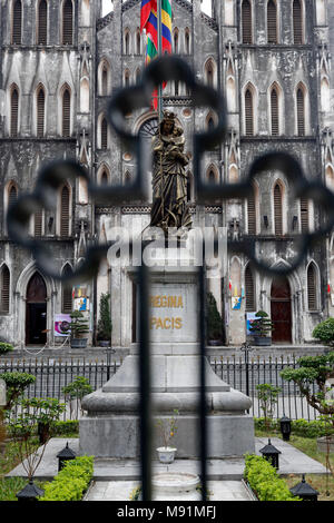 Cathédrale Saint Joseph (Nha Tho Lon). Hanoi. Le Vietnam. Banque D'Images