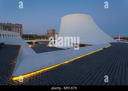 Centre culturel d'Oscar Niemeyer, Le Havre, Seine-Maritime, France Banque D'Images