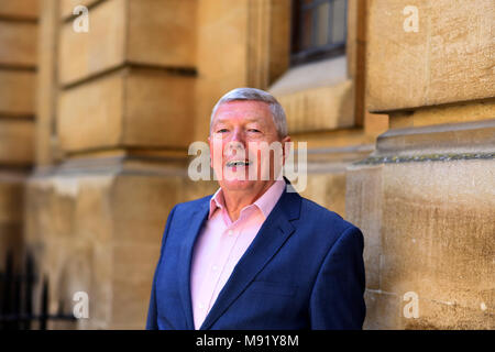 Oxford, UK. Mar 21, 2018. Alan Johnson à FT Week-end Festival littéraire d'Oxford. 21 Mars.Alan Johnson parle de Matthew Stadlen Oxford au Sheldonian Theatre. Richard Cave/Alamy Crédit : Richard Cave/Alamy Live News Banque D'Images