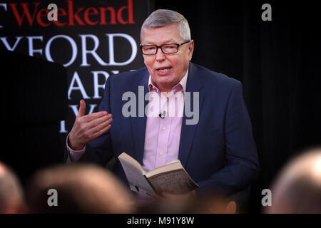 Oxford, UK. Mar 21, 2018. Alan Johnson à FT Week-end Festival littéraire d'Oxford. 21 Mars.Alan Johnson parle de Matthew Stadlen Oxford au Sheldonian Theatre. Richard Cave/Alamy Crédit : Richard Cave/Alamy Live News Banque D'Images