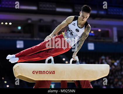 Birmingham, UK. 21 mars, 2018. Marcel Nguyen (GER) est en concurrence sur le cheval d'arçons lors de la Coupe du Monde de Gymnastique FIG 2018 Arena à Birmingham le mercredi, 21 mars 2018. Birmingham England. Credit : Taka Wu/Alamy Live News Banque D'Images