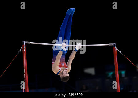 Birmingham, UK. 21 mars, 2018. Dominick Gunnigham (GBR) est en concurrence sur la barre horizontale pendant la Coupe du Monde de Gymnastique FIG 2018 Arena à Birmingham le mercredi, 21 mars 2018. Birmingham England. Credit : Taka Wu/Alamy Live News Banque D'Images