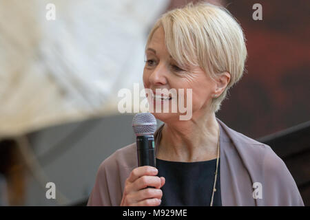 Melbourne, Australie. 22 mars, 2018. Le directeur général des musées Victoria, Lynley Marshall. Ouverture à Melbourne Museum le vendredi 23 mars, cette exposition met les choses au point sur ce que les Vikings et leur culture ont été vraiment comme. Vikings : au-delà de la légende. 23 mars - 26 août 2018. Le Musée de Melbourne, en Australie. le 22 mars 2018. Banque D'Images