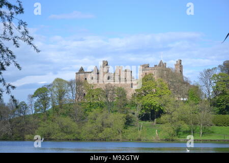 'Linlithgow' 'Le Palais de Linlithgow Linlithgow loch'' ''Scotland' "Mary Queen of Scots residence" . Banque D'Images