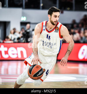 Allemagne, Bamberg, Brose Arena - 15 mars 2018- Basket-ball, de l'Euroleague - Brose Bamberg par rapport à l'Anadolu Efes Istanbul Banque D'Images