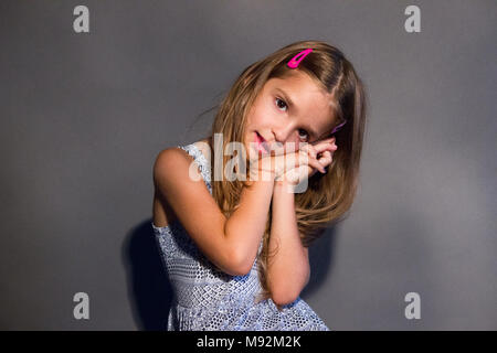 Cute little girl portrait Banque D'Images