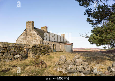 Crannich abandonnés Croft de Pâques sur Dava Moor en Ecosse. Banque D'Images