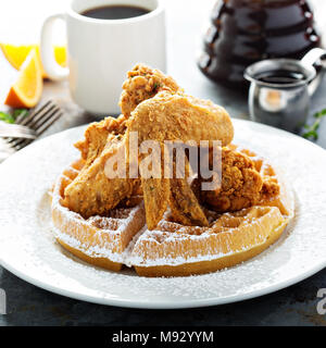 Poulet frit et des gaufres, nourriture du sud concept Banque D'Images