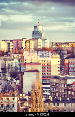 La ville de Szczecin, au coucher du soleil photo aux tons de couleur, en Pologne. Banque D'Images