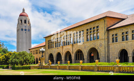 Hoover Tower - Campus de l'Université Stanford, Palo Alto, Californie Banque D'Images