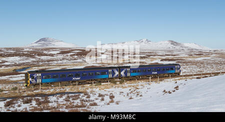 En train Scotrail Sutherland, Highland Ecosse Banque D'Images