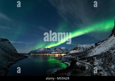 Northern Lights dans Senja, Norvège Banque D'Images