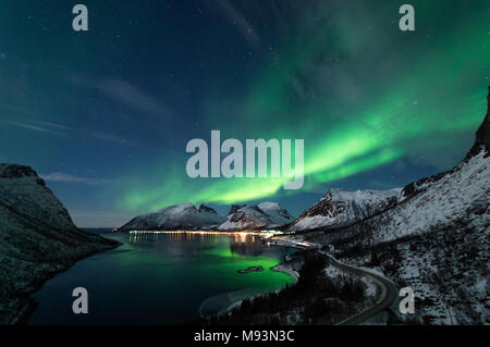 Northern Lights dans Senja, Norvège Banque D'Images