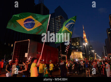 La manifestation, protestation, 03,2016, capitale de l'Avenue Paulista, Sao Paulo, Brésil. Banque D'Images