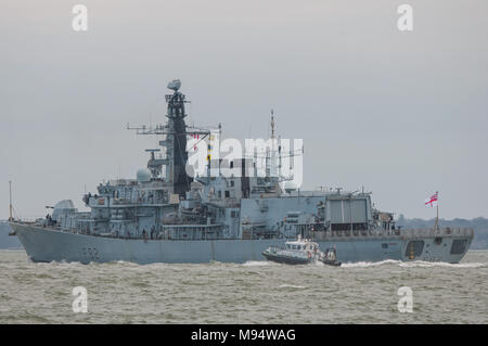 Portsmouth, Royaume-Uni. 22 mars, 2018. La Royal Navy, le HMS Frégate Type 23 Somerset, retourner en patrouille après une visite de deux jours. Crédit : Neil Watkin / Alamy Live News Banque D'Images