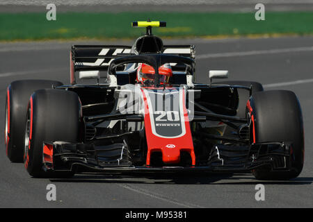 L'Albert Park, Melbourne, Australie. Mar 23, 2018. Kevin Magnussen (DEN) # 20 à partir de la Haas F1 Team au cours de la pratique d'une session à l'Australien 2018 Grand Prix de Formule 1 à l'Albert Park, Melbourne, Australie. Bas Sydney/Cal Sport Media/Alamy Live News Banque D'Images