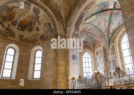 Fresques médiévales dans la Basilique de St George's, le 18 mars 2018, à Prague, République tchèque. Basilique Saint-georges est le plus ancien bâtiment de l'église dans le château de Prague, Prague, République tchèque. La basilique a été fondée par Vratislaus I de Bohême en 920. Elle est dédiée à Saint George se trouve à moins d'Hradcany-Prazsky Hrad (Château de Prague) dans la capitale tchèque. Banque D'Images