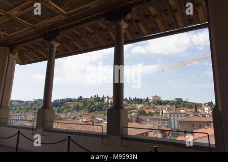 Italie, Florence - 18 mai 2017 : la vue depuis la terrasse de Saturne au Palazzo Vecchio le 18 mai 2017 à Florence, en Italie. Banque D'Images