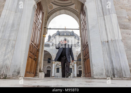 Vue extérieure de la mosquée Schappelijk-i Cedid situé dans Uskudar Istanbul,Turquie,.03 Janvier 2018 Banque D'Images