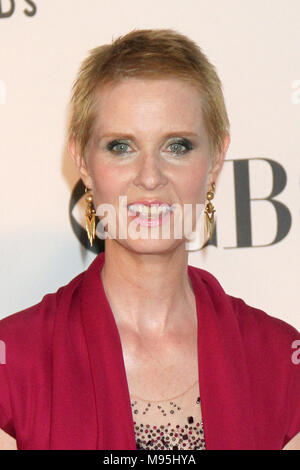 Cynthia Nixon à la 66e assemblée annuelle à la Tony Awards Beacon Theatre le 10 juin 2012 à New York. Credit : RW/MediaPunch Inc. Banque D'Images