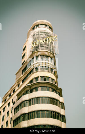 Madrid : Charogne Building/Schweppes, bâtiment carré Plaza del Callao, Gran Via, Madrid, Espagne Banque D'Images
