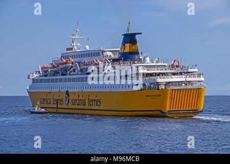 Corsica Ferries Sardinia Regina quitter le port de Bastia Corse France Europe Banque D'Images