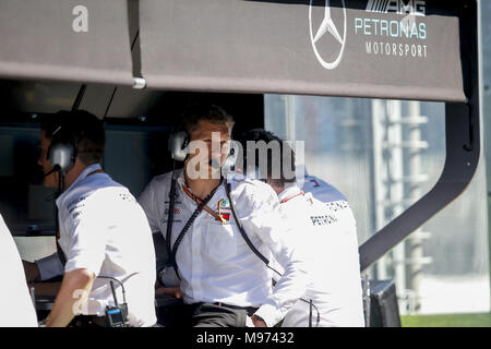 Melbourne, Australie. Mar 23, 2018. Sport Automobile : Championnat du Monde de Formule 1 de la FIA 2018, Melbourne, Victoria : mécaniques : Formule 1 2018 Rolex Grand Prix d'Australie, l'écurie Mercedes AMG Petronas), Crédit : dpa/Alamy Live News Banque D'Images