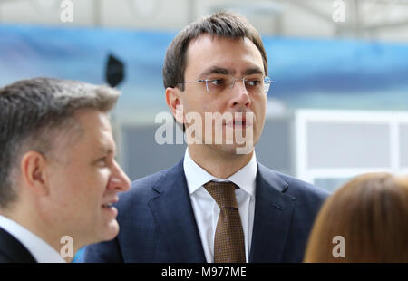 Boryspil, Ukraine. 23 mars, 2018. L'infrastructure de l'Ukraine Volodymyr Omelyan au cours de conférence de presse officiel de Ryanair à l'aéroport de Boryspil Kiev dédiée à l'entrée sur le marché de l'Ukraine. Crédit : Oleksandr Prykhodko/Alamy Live News Banque D'Images