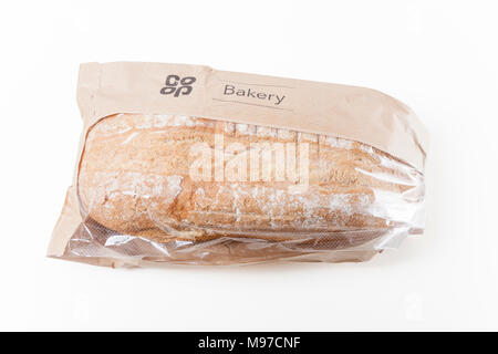 Une miche de pain Boulangerie coopérative dans un sac Banque D'Images