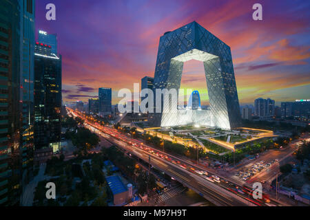 Chine - Beijing ,,2017 22 Octobre : la China's Beijing City, un célèbre bâtiment historique, la Chine CCTV (CCTV) de 234 mètres de haut gratte-ciel est très spectacula Banque D'Images