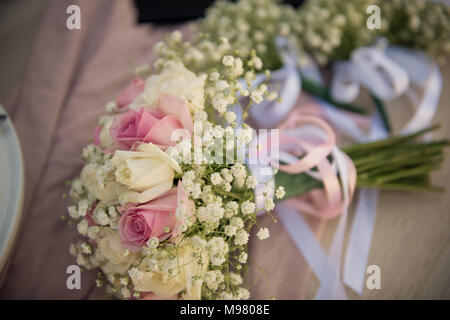 Superbes fleurs pour un mariage exquis Banque D'Images