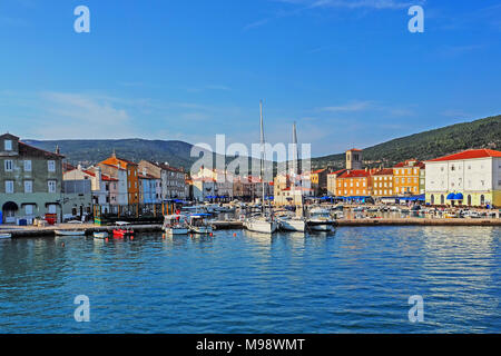 Vieille ville et du port de la ville de Cres, Croatie Banque D'Images