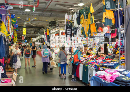 Les étals du marché intérieur à Sydney's Paddy's Haymarket, Haymarket, Sydney, New South Wales, Australia Banque D'Images
