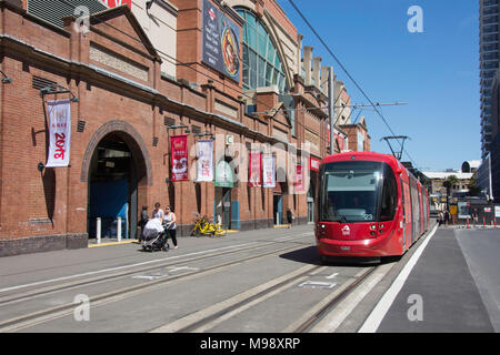 Transdev train léger sur rail de la ville de marché (Sydney), Paddy's Haymarket Haymarket, Sydney, New South Wales, Australia Banque D'Images