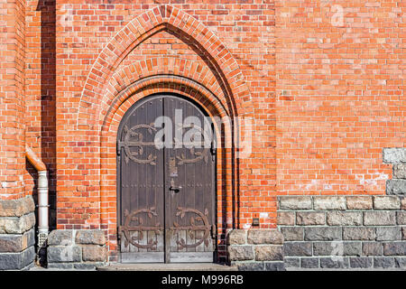 Façade et vieille porte en bois, Banque D'Images