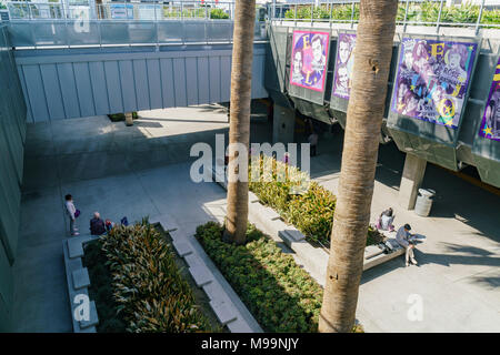 El Monte, MAR 5 : la station de métro El Monte dans une journée ensoleillée sur mars 5, 2018 à El Monte, Los Angeles County, Californie Banque D'Images