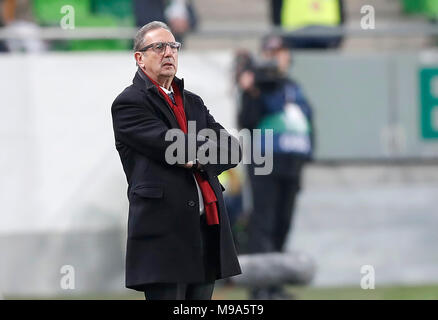 BUDAPEST, HONGRIE - le 23 mars : Georges Leekens entraîneur-chef de la Hongrie au cours du match regarde la match amical entre la Hongrie et le Kazakhstan à Groupama Arena le 23 mars 2018 à Budapest, Hongrie. Credit : Laszlo Szirtesi/Alamy Live News Banque D'Images