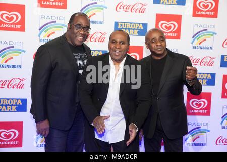 Rust, Allemagne, 23 mars, 2018, 'Radio Regenbogen AWARD 2018' Tapis Rouge Gibson Brothers Crédit : mediensegel.de/Alamy Live News Banque D'Images